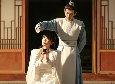 《潇洒佳人淡淡妆》孔雪儿、晏紫东主演，人物设定如何？