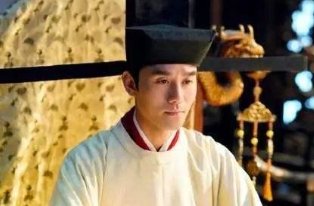 宋仁宗赵祯死后，敌国皇帝都为其修建衣冠冢