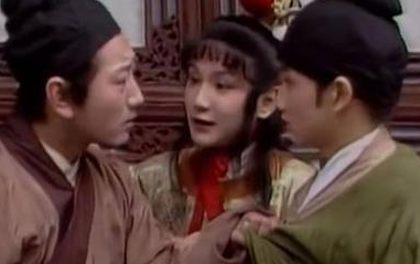 《红楼梦》里为什么薛宝钗总是孤零零一个人？她的下人都去哪里了？