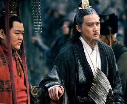 汉献帝还在位的时候 汉献帝为何不传位给刘备