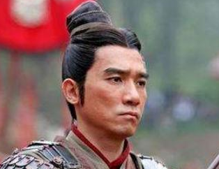 攻占荆州后，曹操选择发动赤壁之战的原因是什么？