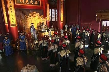 古代官员上班到底是什么样的 和现代相比差距有多大