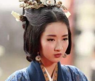 历史上曹操称魏公后将自己的女儿嫁给了刘协，是为什么？