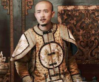 历史上康熙登基后后是如何对待哥哥福全的？他的结局如何？