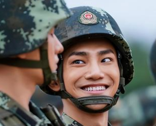 《特战荣耀》蒋龙饰演的是谁？一个生活中的普通人