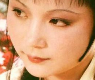 红楼梦中史湘云去蘅芜苑居住后，都有哪些变化？