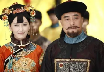 施公案第29回：戚胡子告妻，黑犬闯公堂