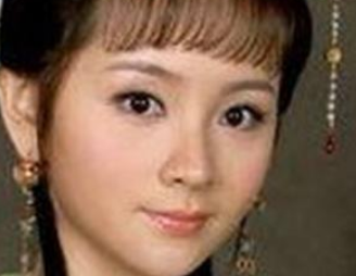 红楼梦李纨得知宝钗搬离大观园时是什么表现?她在笑什么
