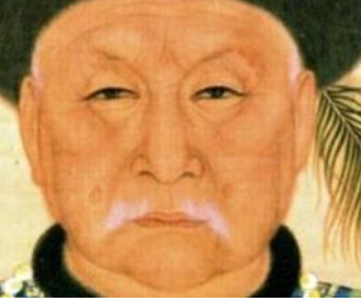 康熙能顺利地扳倒鳌拜，索尼在其中扮演着什么角色？
