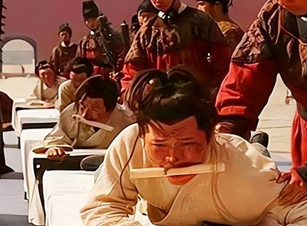 古代死囚腰斩前都要拿钱贿赂刽子手 这个刑法到底有多疼