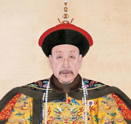 乾隆八十岁的时候还在选妃 嘉庆继位后怎么对待那些小妈的