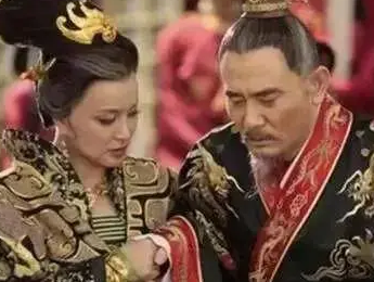 武则天为什么与自己的儿子抢皇位？她是如何从皇后变成女皇的？
