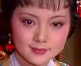 红楼梦中宝钗一整夜都在哭真的是因为薛蟠说的那些话吗？