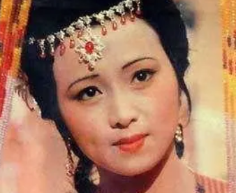 红楼梦中秦可卿到底是病逝还是自缢？真相是什么?