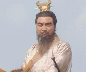 历史上马超投靠刘备时并没有带上部将庞德，是为何？