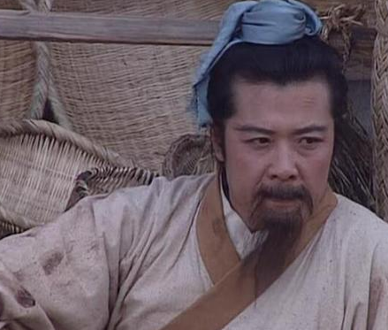 刘备早年招兵买马的钱是怎么来的 对刘备投资的人是谁