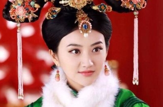 她为嘉庆生下两个儿子，却支持养子继位？