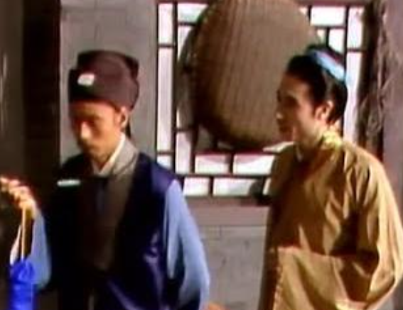 红楼梦中贾芸是什么出身？他又是如何逆袭成功到的？