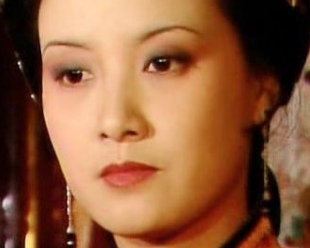 红楼梦中赵姨娘我为人粗鄙又愚昧，为何还会被夸?