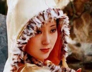 红楼梦中贾雨村作为黛玉的老师，他们之间的关系如何？