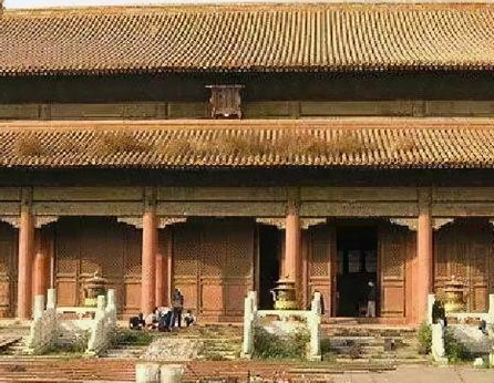 和珅作为贪官的底气是怎么来的 乾隆为何没有对他下手