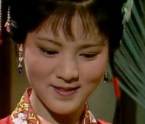 红楼梦袭人让宝玉搬出大观园的目的是什么?