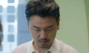 《相逢时节》简宏成甘愿喜当爹，能说他是好人吗？