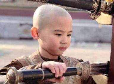 清朝的天才儿童，揭秘纳兰性德的开挂人生