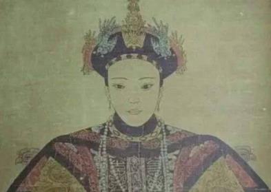 哲哲皇后为何把皇太极推向别人？