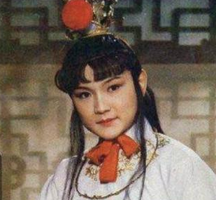 红楼梦宝玉有过几段偷试行为？是如何描写的