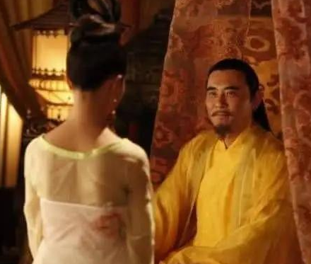 古代宫女年轻貌美的 皇帝为什么宁愿喜欢用太监