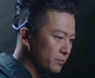 《杠杆》演员阵容非常强大，于毅张丰毅携手探案
