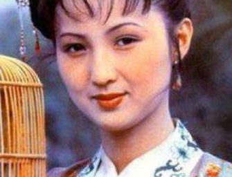 红楼梦中平儿在贾府的真实地位怎么样？