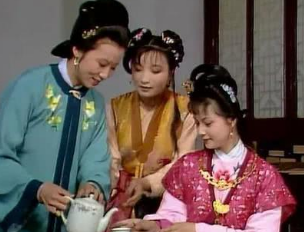 红楼梦中李纨年少丧夫，她真的心如死水吗？