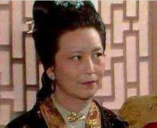 红楼梦王夫人给刘姥姥的一百两银子有多少钱？为何这么做