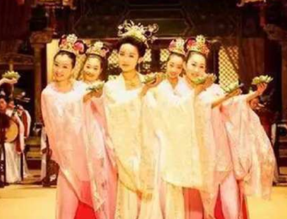 古代青楼都要养一群壮汉 他们是用来做什么的