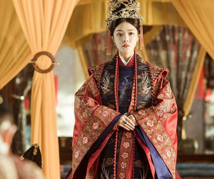 古代皇帝后宫中的妃子那么多 其中的排名和称号是怎么划分的