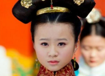张嫣十一岁就被立为皇后，为何被称为“花神”？