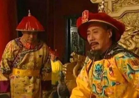 清朝太子和叔辈的亲王相遇了 两人到底谁向谁行礼