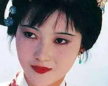 红楼梦中贾母是个势利的人？为何这么说
