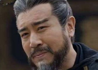 关羽死后，曹操和孙权都选择以诸侯之礼来厚葬他是为何？