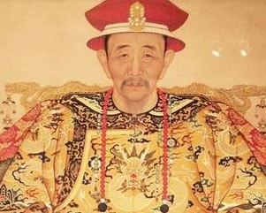 在镇压太平天国运动时，清政府为何会出现财政短缺的问题？