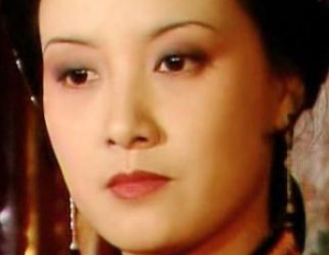 红楼梦中王熙凤突然给袭人送食物是因为她看重吗？