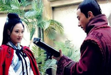 曹操是如何让北方的匈奴臣服的呢？