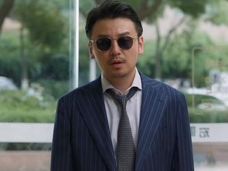 《相逢时节》演员阵容是一大亮点，雷佳音剧中形象可谓是彻底反转