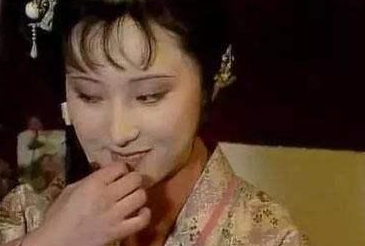 《红楼梦》里林黛玉为什么敢给李嬷嬷甩脸子？