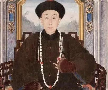 清朝皇子和亲王相比 两者的服饰等级是一样的吗