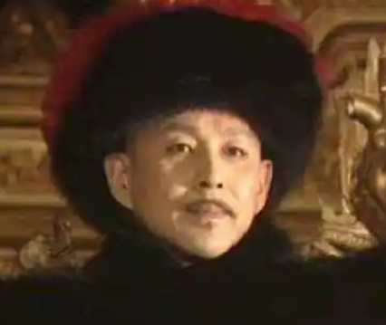 康熙临死前为什么会点名让一个男人殉葬 这个人的身份是什么