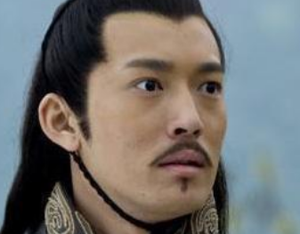 三国时期诸葛亮出山后，选择归属刘备的原因是什么？