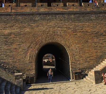 古代城门晚上关闭之后 还有没有其他路可以出城